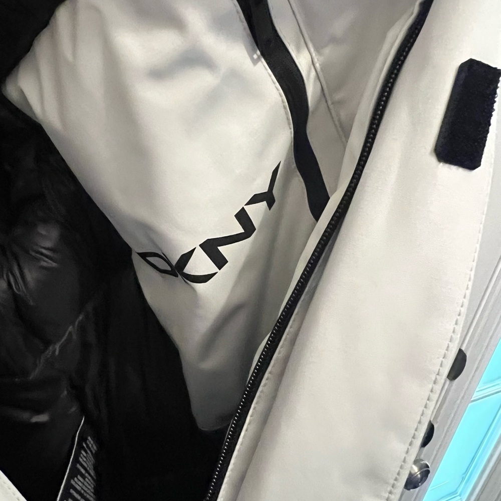 Men's White DKNY jacket - Picture 5 of 7
